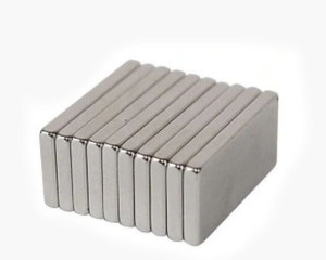 Magnes neodymowy 17x4x2 mm ( 10szt )