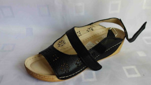 -50 % SKÓRZANE sandały damskie sportowe  czarny 37