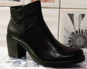 Botki Czarne Obcas 7,5 Cm Nr 40