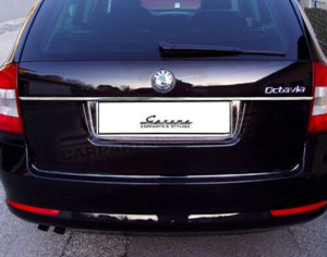 LISTWA CHROM NA KLAPE Skoda Octavia 2 Kombi nad