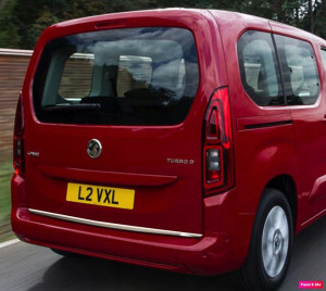 Opel Combo E 2018+ Listwa CHROM Chromowana Klapa