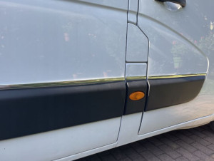 Renault MASTER IV BUS Listwy CHROM BOCZNE DRZWI