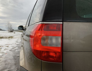 Skoda Yeti - Listwy CHROM tylne lampy reflektory 2