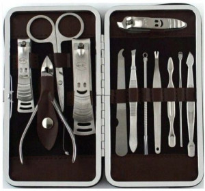 Zestaw do manicure i pedicure 12 produktów Etui