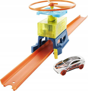 Zestaw Hot Wheels do rozbudowy Drone Lift-Off + samochód