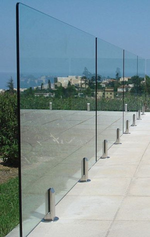 Balustrada szklana zewnętrzna - barierki system zacisków do podłogi (balkon