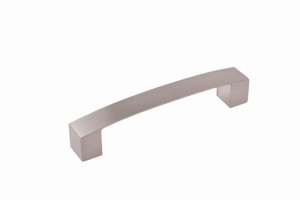 Uchwyt meblowy DC D724 128 mm stal szczotkowana