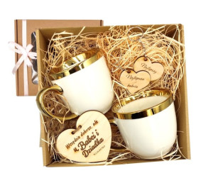 KUBKI PREZENT NA DZIEŃ BABCI I DZIADKA grawerowane  BRELOKI BOX