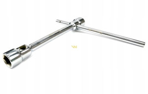 Klucz krzyżakowy do kół 32 x 33mm Waryński WMK067
