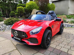 Pojazd Mercedes Benz GT Czerwony