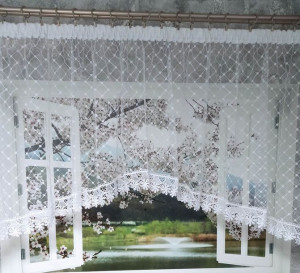 Firana lambrekin haftowana gipiura wysoka 90 cm szeroka 300 cm