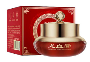 Nawilżające serum do pielęgnacji skóry SMOCZA KREW 10g