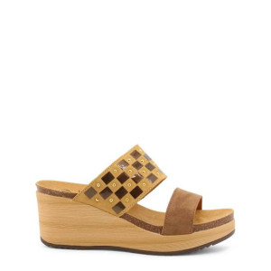 Kliny marki Scholl model MOIRA-F27965 kolor Brązowy. Obuwie Damskie. Sezon: