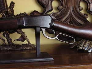 Czarny Winchester Cal 44 (k1063w)
