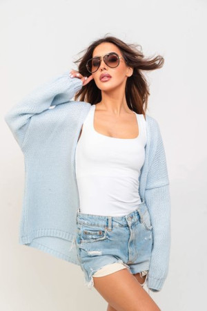 Luźny krótki sweter oversize Asmara błękitny UNI