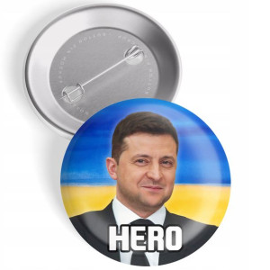 PRZYPINKA 44mm WOLNA UKRAINA ZEŁENSKI Hero Wzory