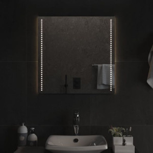 Lustro łazienkowe z oświetleniem LED 60x60cm