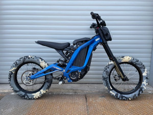 Zestaw dziecięcy kół  16" SurRon Milk Racing