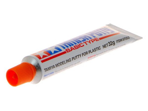 Szpachlówka modelarska Basic 32g 87053 Tamiya