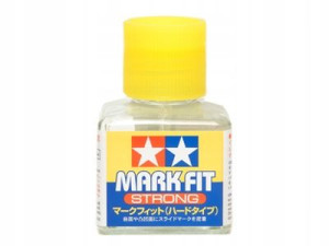 Płyn do kalkomanii Mark Fit strong 87135 Tamiya