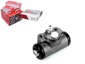 Cylinderek Hamulcowy Mitsubishi L400 95-05 Brembo