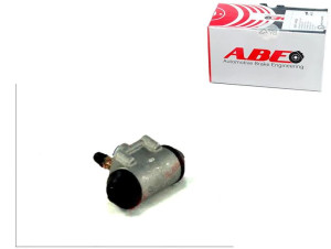 Cylinderek Hamulcowy Mitsubishi 200 / Triton 2.2d/
