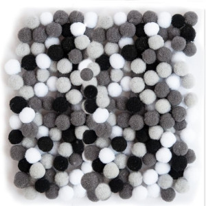 Pompony poliestrowe 1cm Biało-czarne MIX (120 szt.) KSPO-032 Dalprint