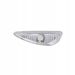 Lampa kierunkowskazu bok L HYUNDAI ELANTRA 06.15-0