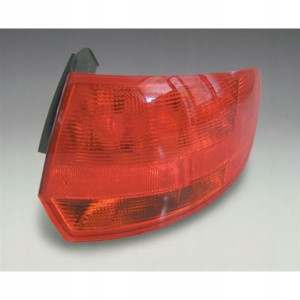 Lampa Tył P Audi A3 5d 05.03-08.12 Magneti Marelli