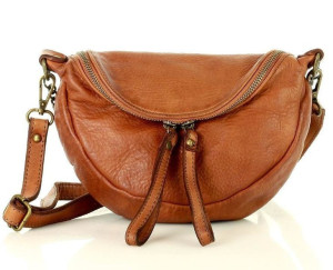 Torebka damska listonoszka nerka ze skóry naturalnej handmade crossbody lea