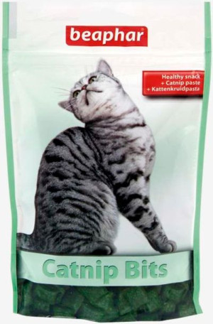 Beaphar Catnip Bits przysmak z kocimiętka 150g