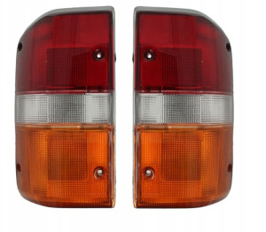 Nissan Patrol Wersja Japońska Lampa Tylna Komplet