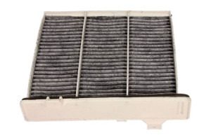 Filtr Kabiny Mitsubishi Pajero 00- 07- Z Węglem Aktywnym Maxgear