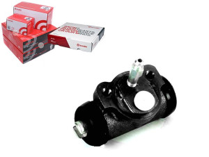 Cylinderek Hamulcowy Subaru Impreza 93-00 (+abs) B