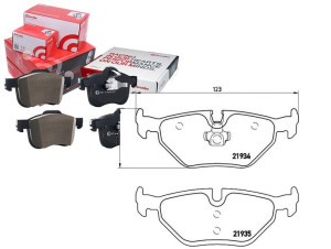 Klocki Hamulcowe Saab 9-5 98-05 Tył Brembo