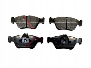Klocki Ham. Mercedes P. W202 210 93- Maxgear