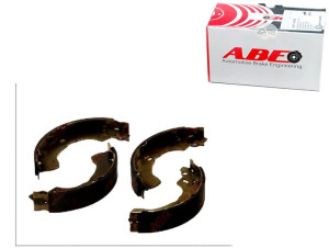 Szczęki Hamulcowe Nissan Almera Ii 1.5-2.2d 01.00-