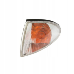 Lampa kierunkowskazu przód L MITSUBISHI COLT 04.92
