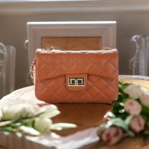 Torebka damska skórzana listonoszka pikowana Genuine Leather