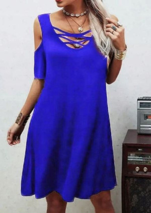 Luźna sukienka midi z wiązanym dekoltem 2XL/3XL