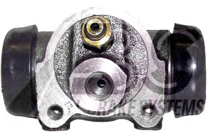 Cylinderek Hamulcowy Renault Trafic 80-01 A.b.s.