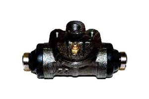 Cylinderek Hamulcowy Nissan Terrano Japanparts