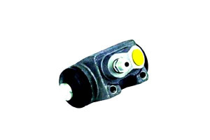 Cylinderek Hamulcowy Hyundai H1 Starex 2,4 2,5d 97