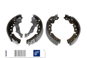 Szczęki Hamulcowe Tył Toyota Carina E Corolla 1.4-