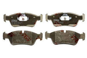 Klocki Hamulcowe Bmw Przód E36 316-325 09 90-2000