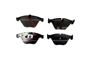 Klocki Hamulcowe Bmw Przód E60 E61 E65 01- Maxgear