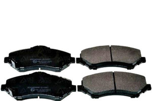 Klocki Hamulcowe Przód Jeep Wrangler Iii 07- Denck