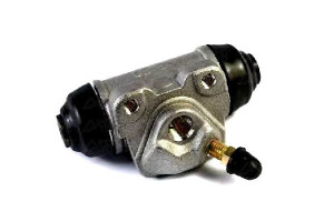 Cylinderek Hamulcowy Toyota Corolla 1.4-2.0d 04.97