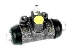 Cylinderek Hamulcowy Mazda Mpv Ii 2.0-3.0 09.99-12