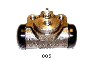 Cylinderek Hamulcowy Jeep Cherokee 2,5 Crd 4x4 01-